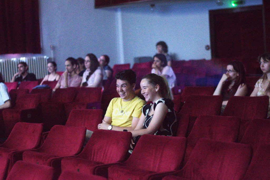 Publika tokom projekcije kratkog filma trećeg dana Razmene