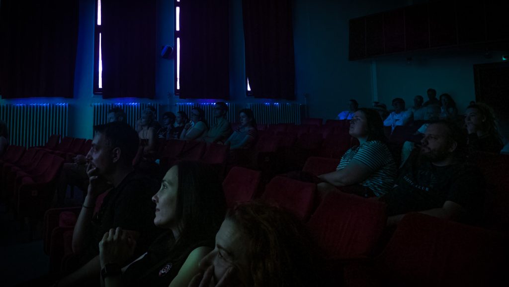Publika u sali Radničkog doma tokom projekcija filmova na festivalu "Razmena"